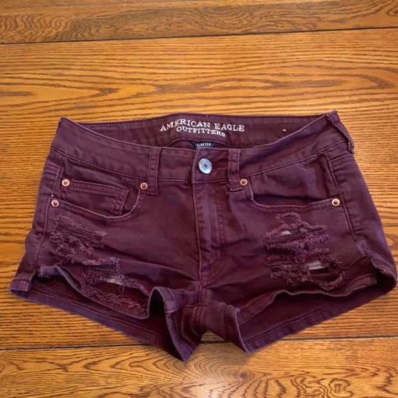 American Eagle Outfitters Pants - American Eagle maroon shorts